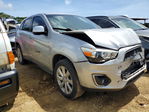Mitsubishi Outlander 2015