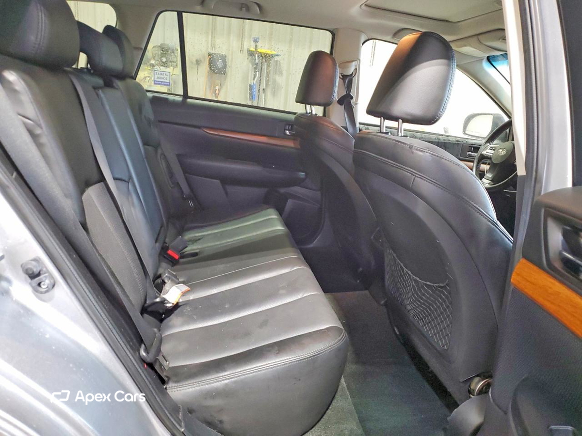 Subaru Outback 2013
