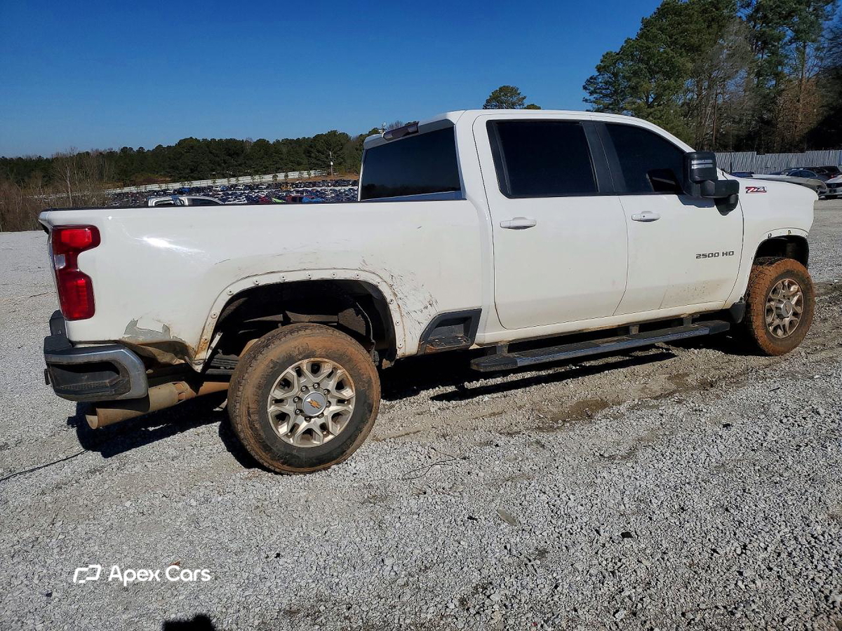 Chevrolet Silverado 2023