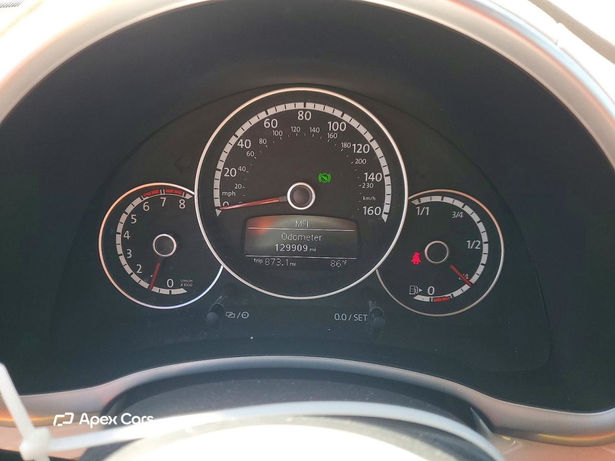 Volkswagen Beetle 2014