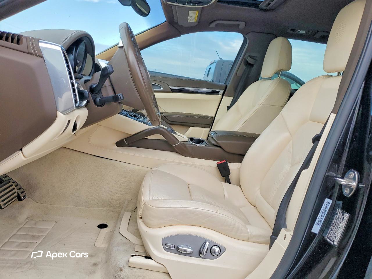 Porsche Cayenne 2011