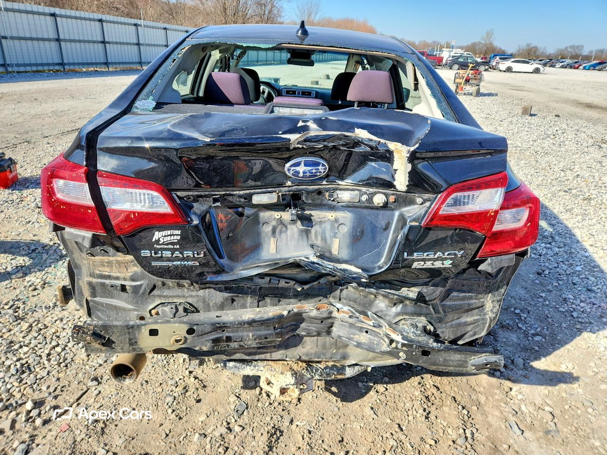 Subaru Legacy 2017