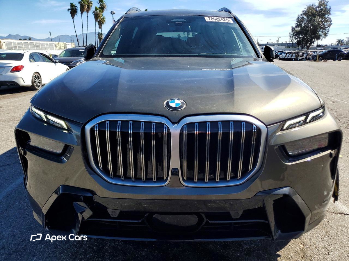 BMW X7 2025