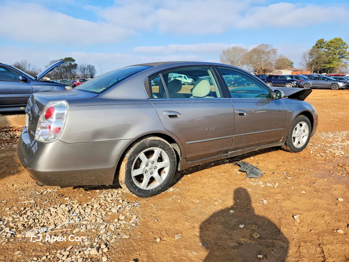 Nissan Altima 2006
