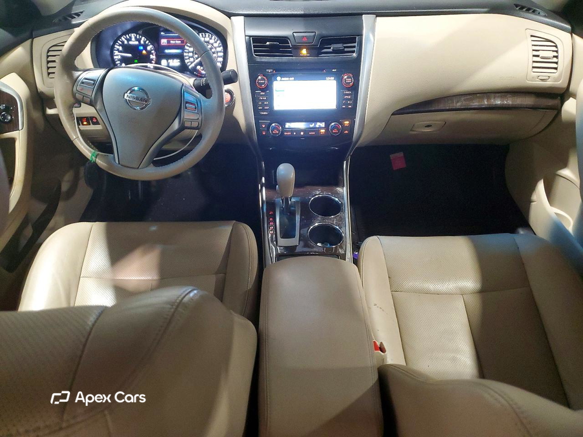 Nissan Altima 2015