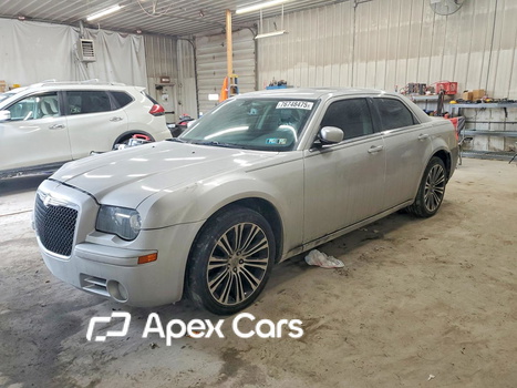 Chrysler 300 2010 - Image 1 of 13
