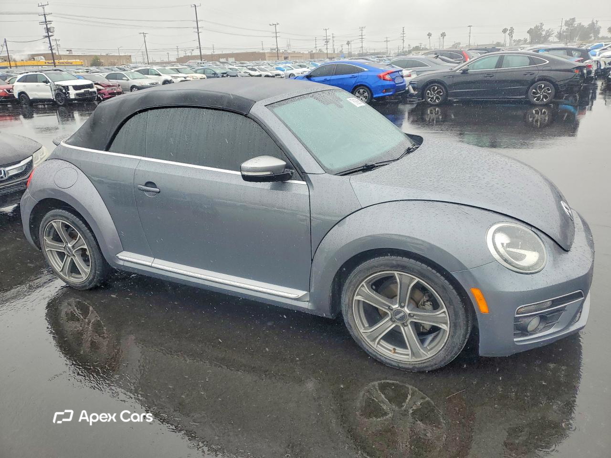 Volkswagen Beetle 2014