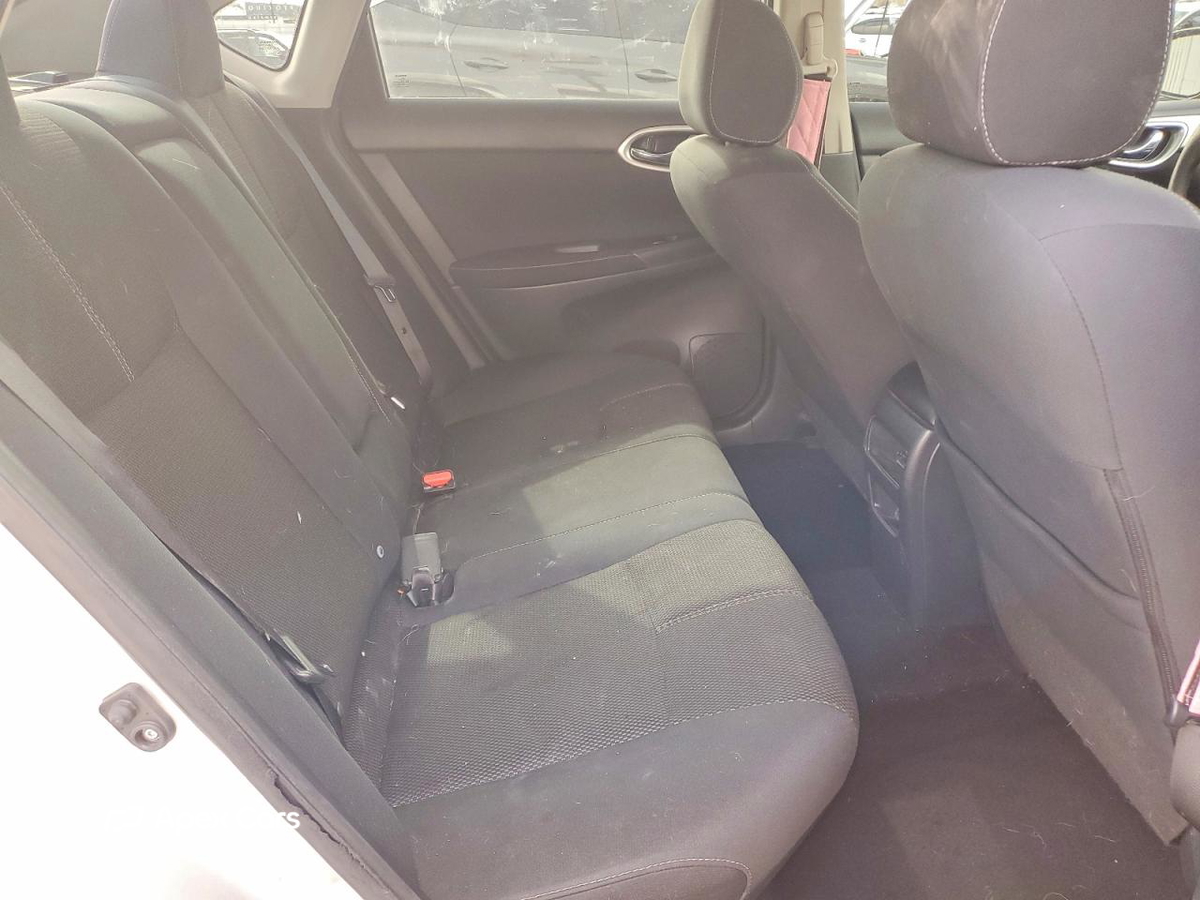 Nissan Sentra 2015