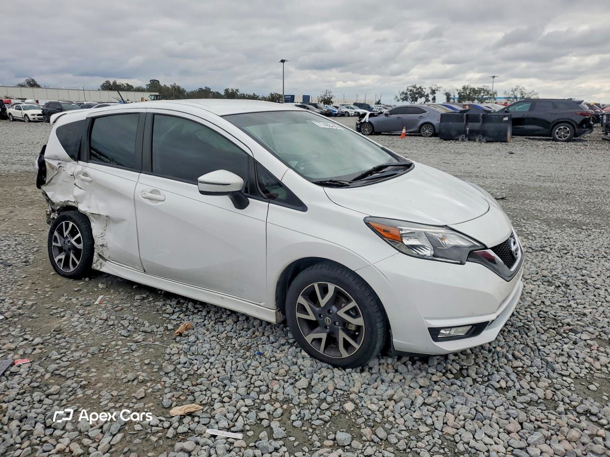 Versa 2017