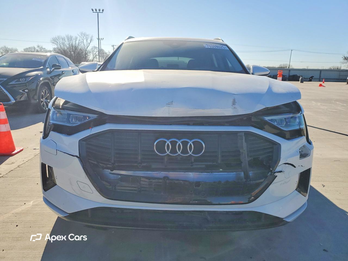 Audi e-tron 2021