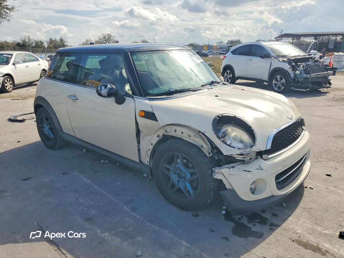 MINI Cooper 2013