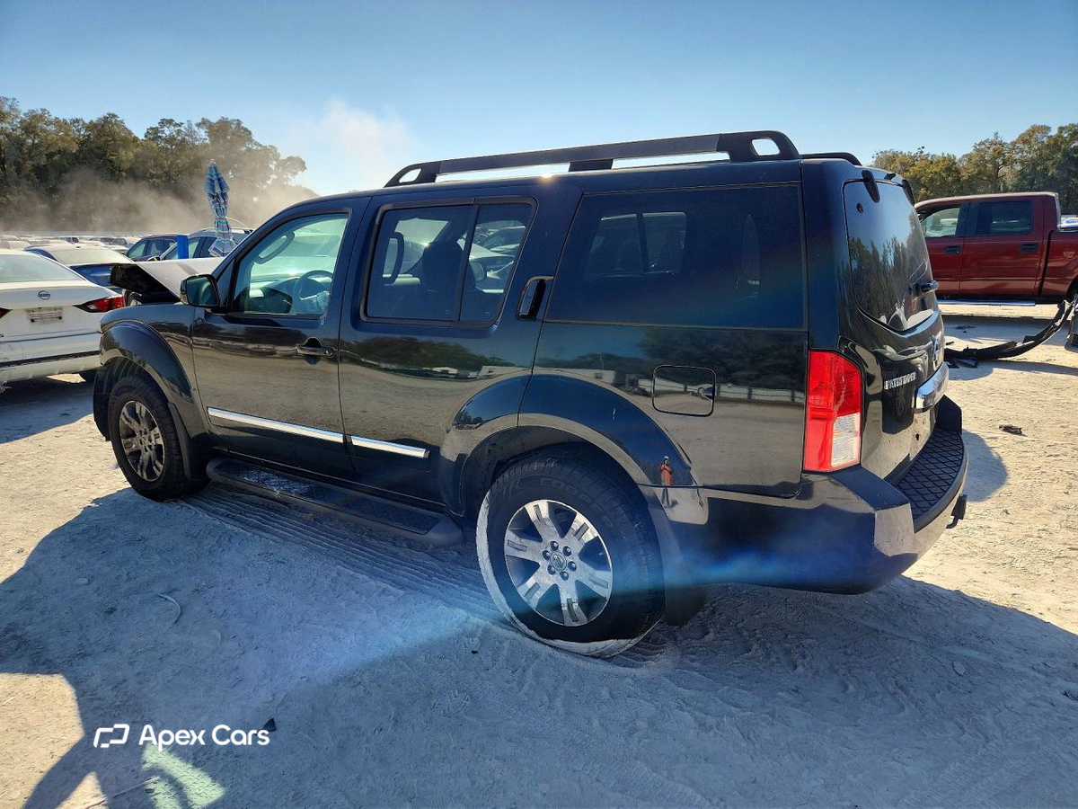 Nissan Pathfinder 2011