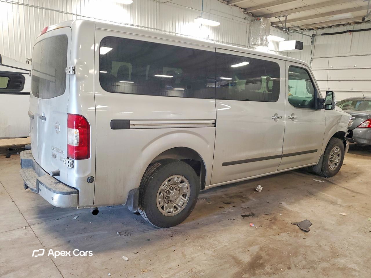 Nissan NV 2015