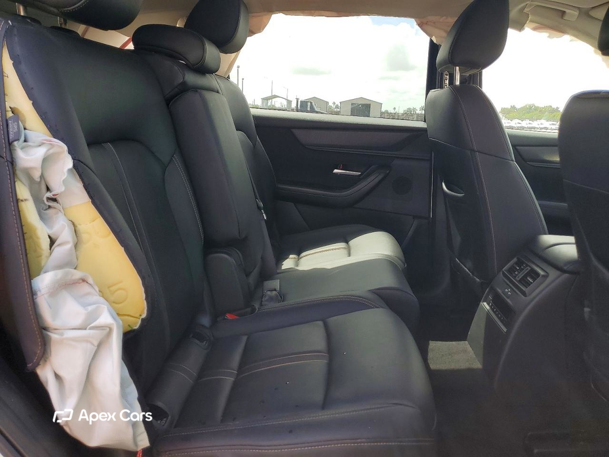 Mazda CX-90 2024