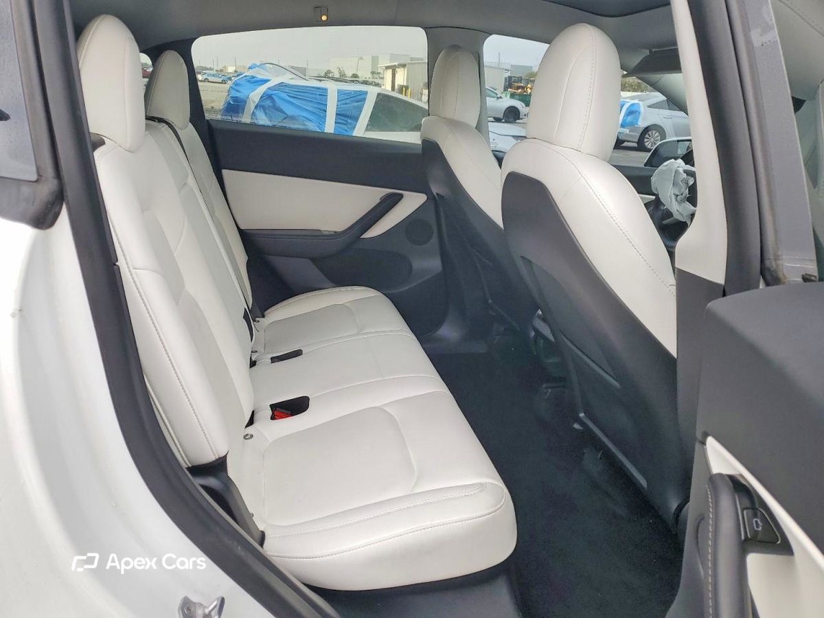 Tesla Model Y 2020
