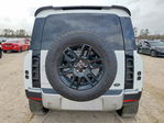 Land Rover Defender 2023