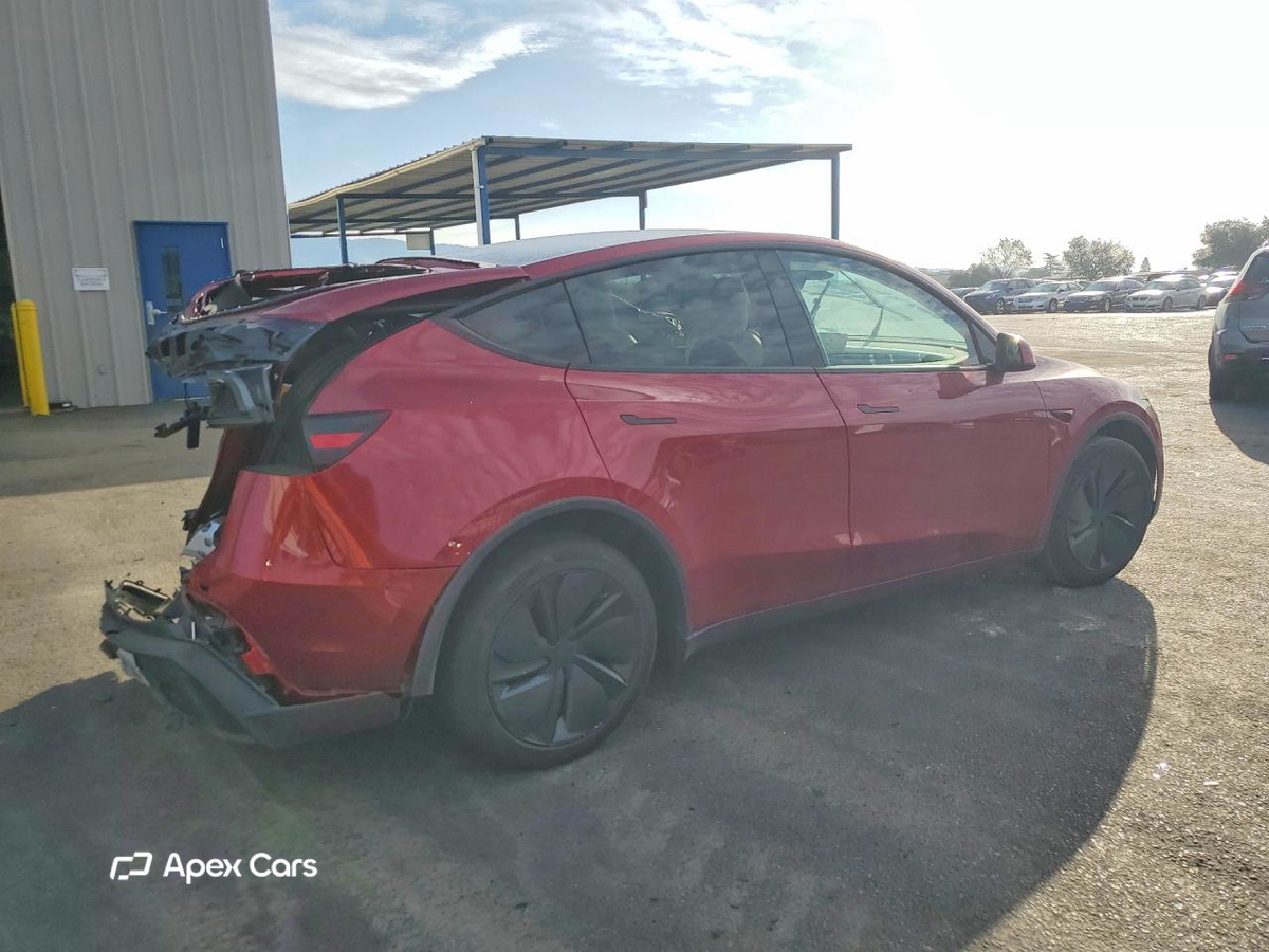 Tesla Model Y 2026