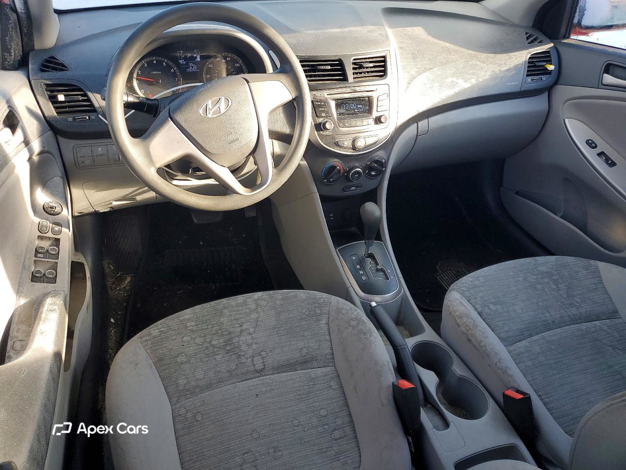 Hyundai Accent 2015