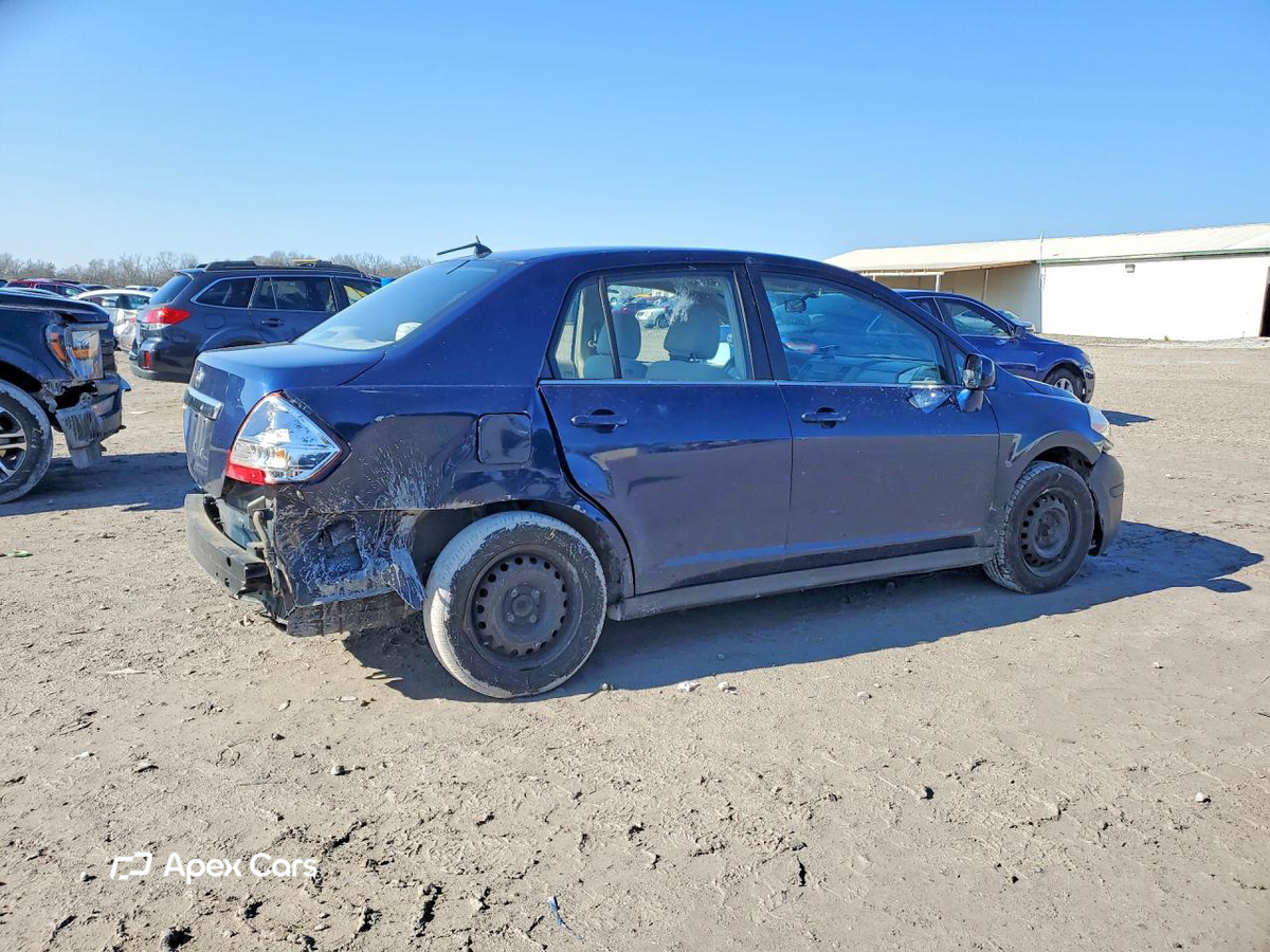 Nissan Versa 2008