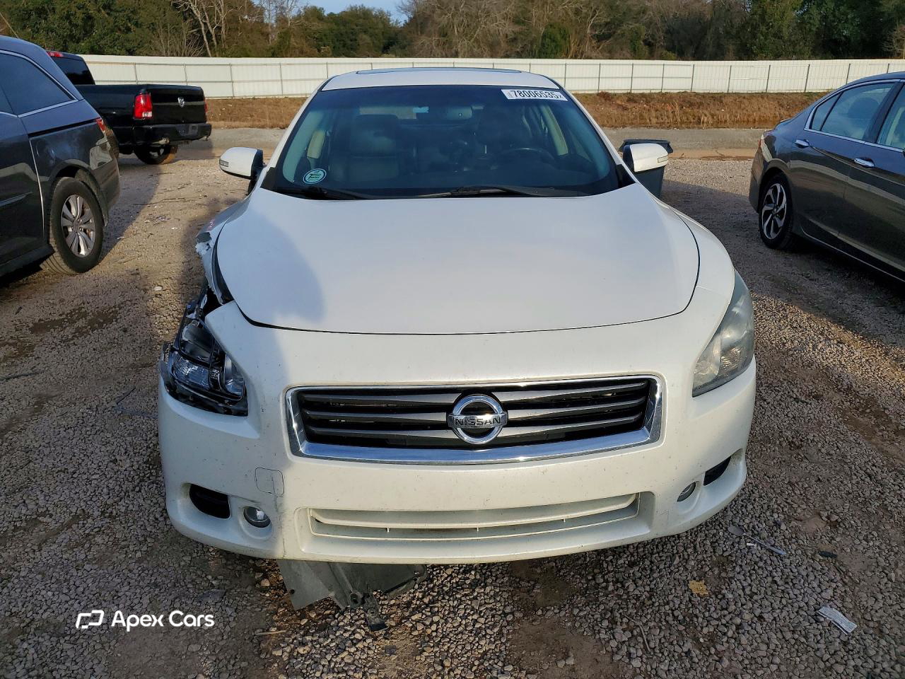 Nissan Maxima 2014