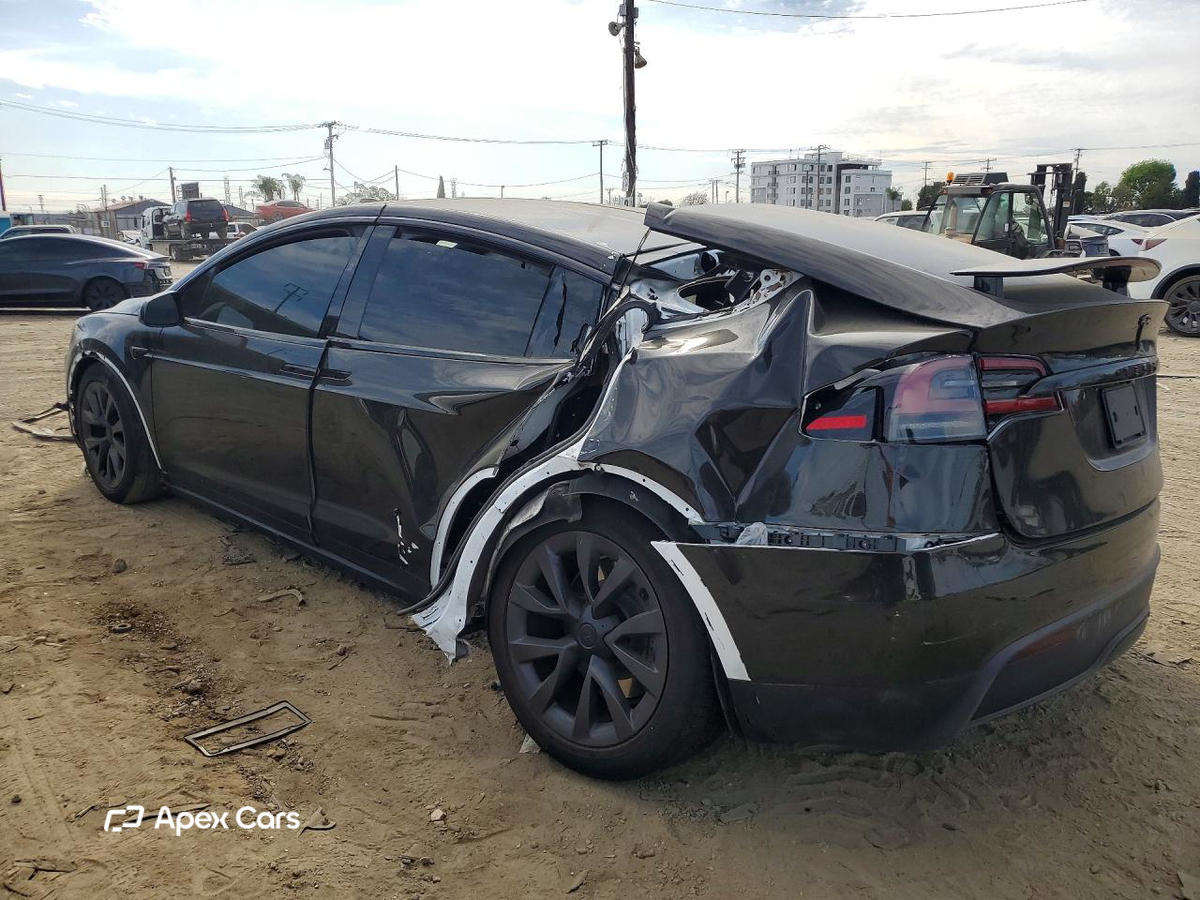 Tesla Model X 2022