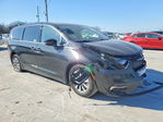 Chrysler Pacifica 2023