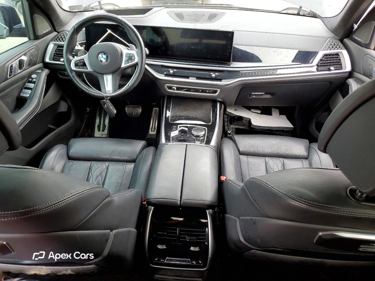 BMW X7 2023