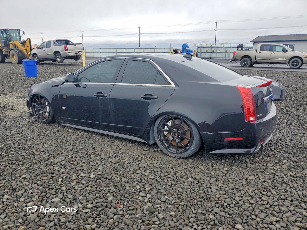 Cadillac CTS 2011