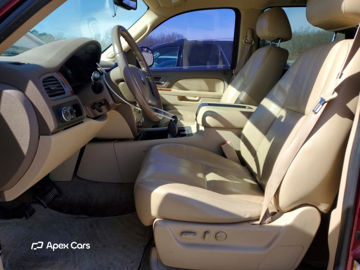 Chevrolet Tahoe 2011