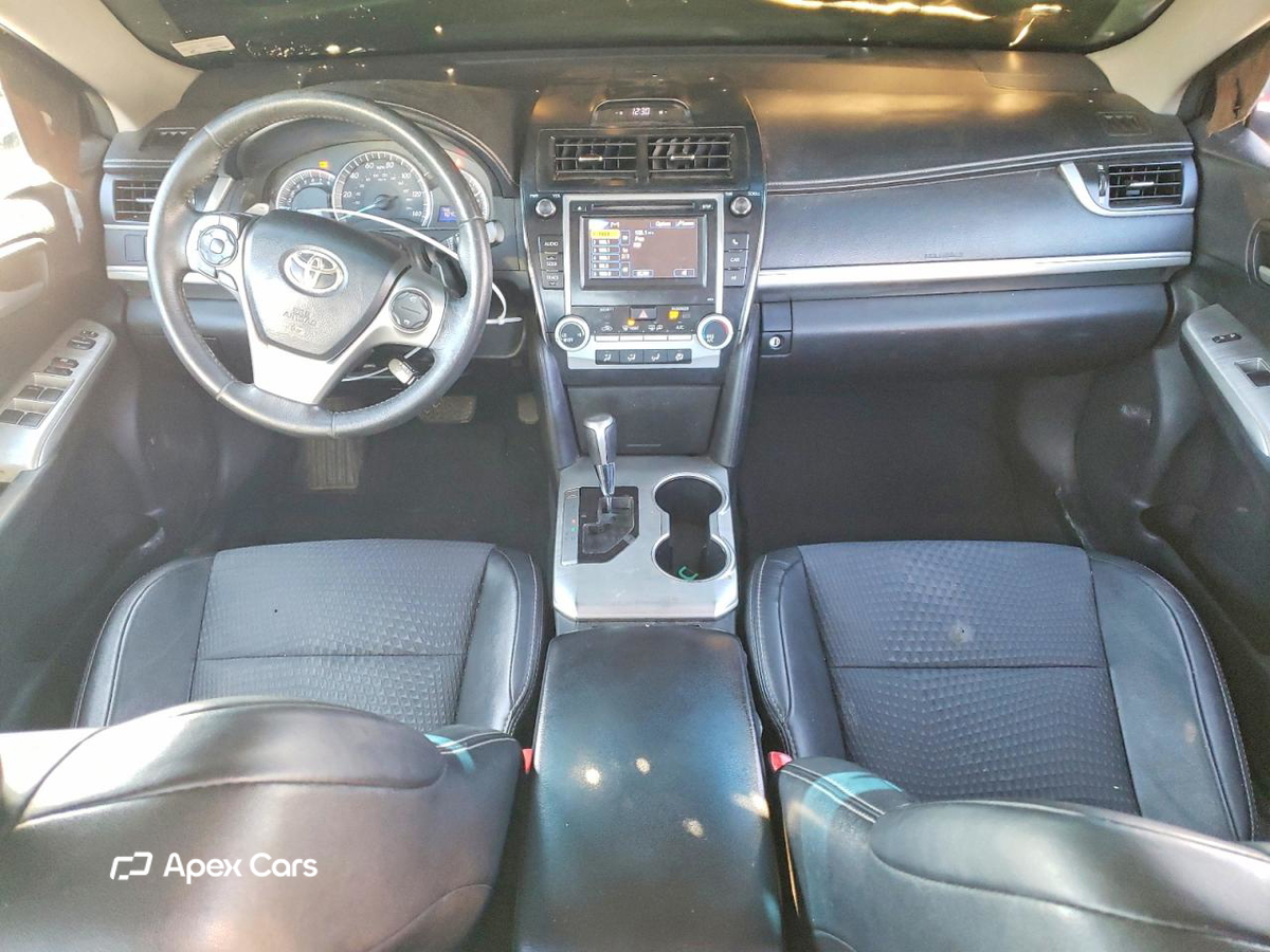 Toyota Camry 2012