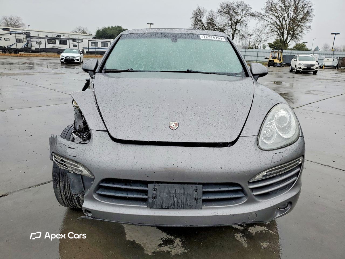 Porsche Cayenne 2011