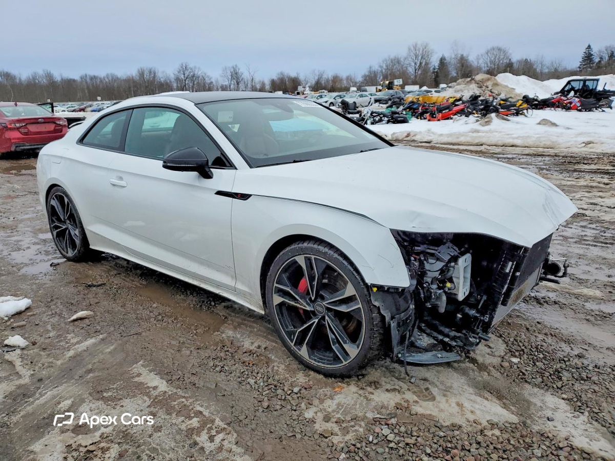 Audi RS5 2024