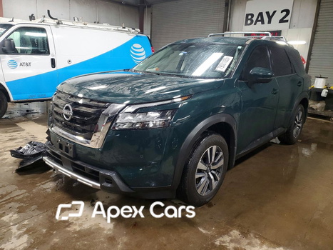 Nissan Pathfinder 2024 - Image 1 of 13