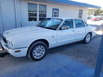 Jaguar XJR 2000