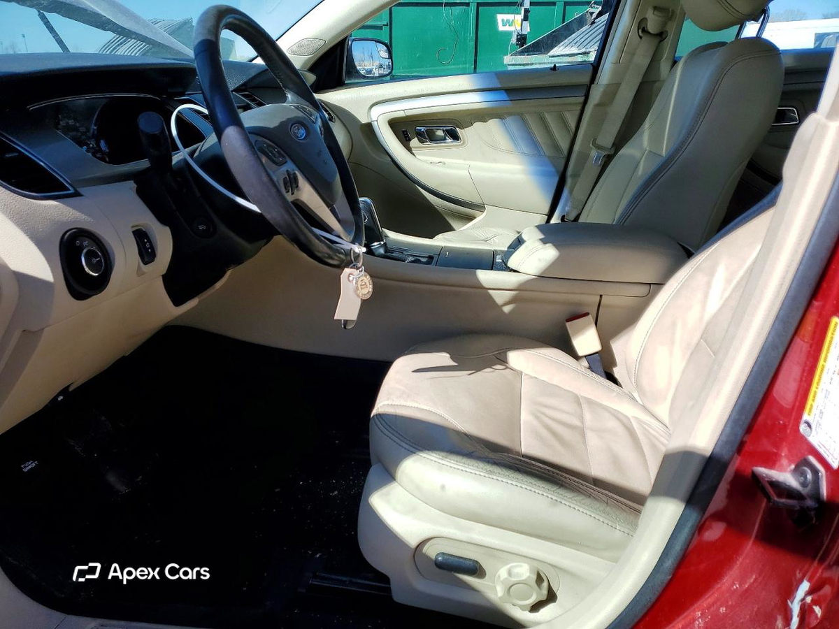 Ford Taurus 2015