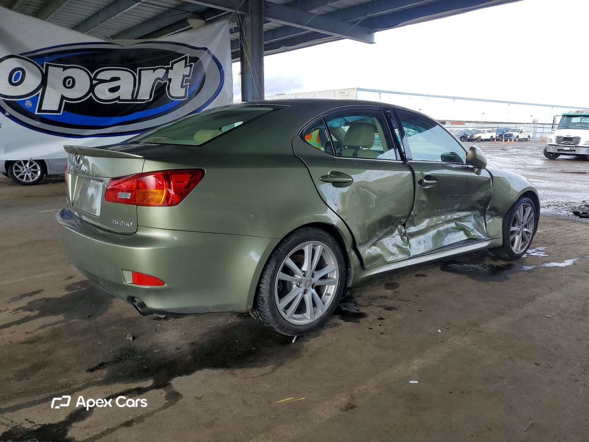 Lexus IS 2006