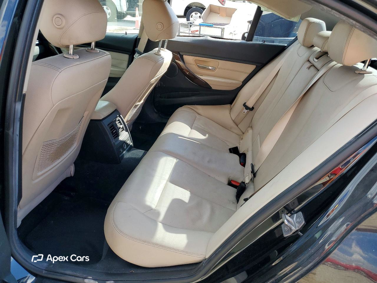 BMW Series 3 2015