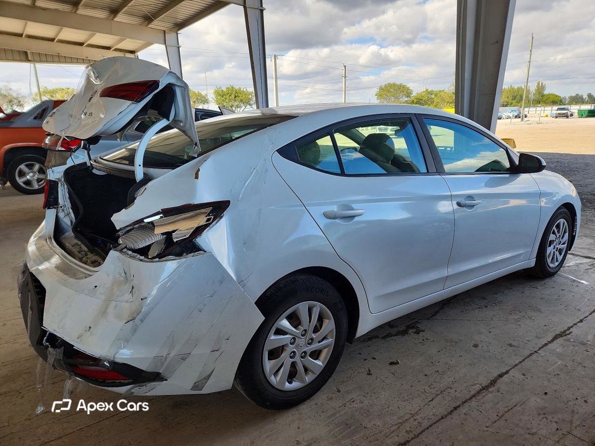 Hyundai Elantra 2019