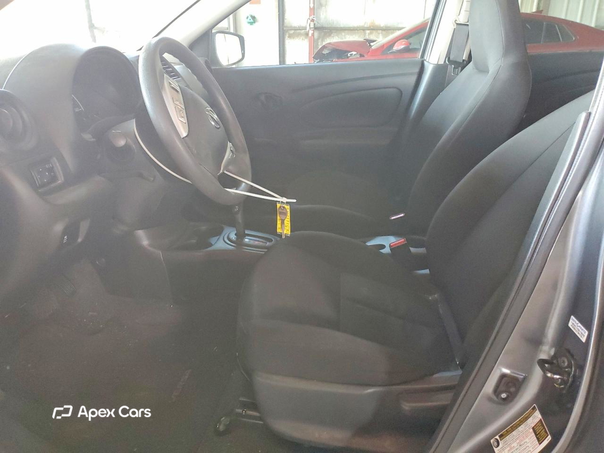 Nissan Versa 2016