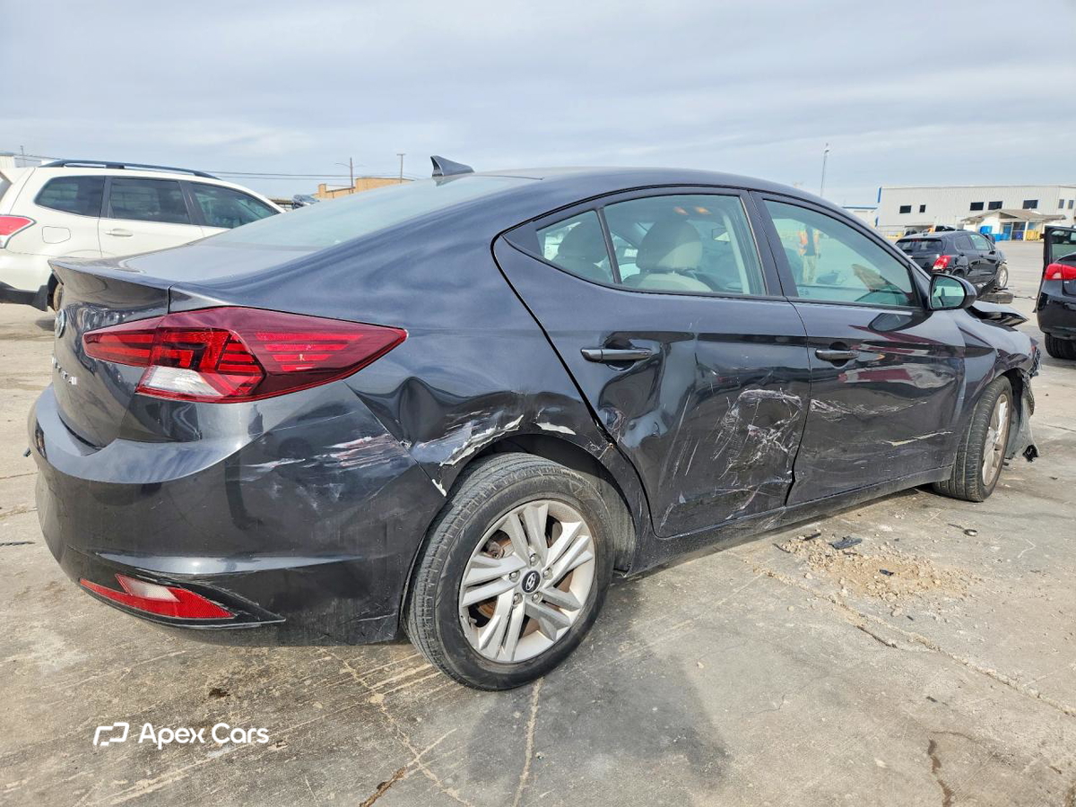Hyundai Elantra 2020