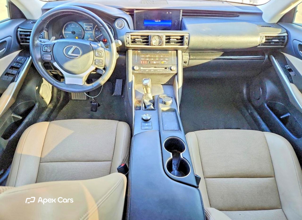 Lexus IS 2018