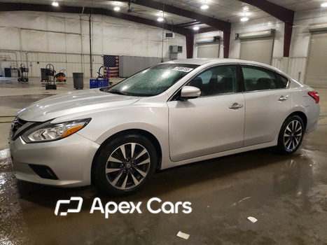 Nissan Altima 2017 - Zdjęcie 1 z 12