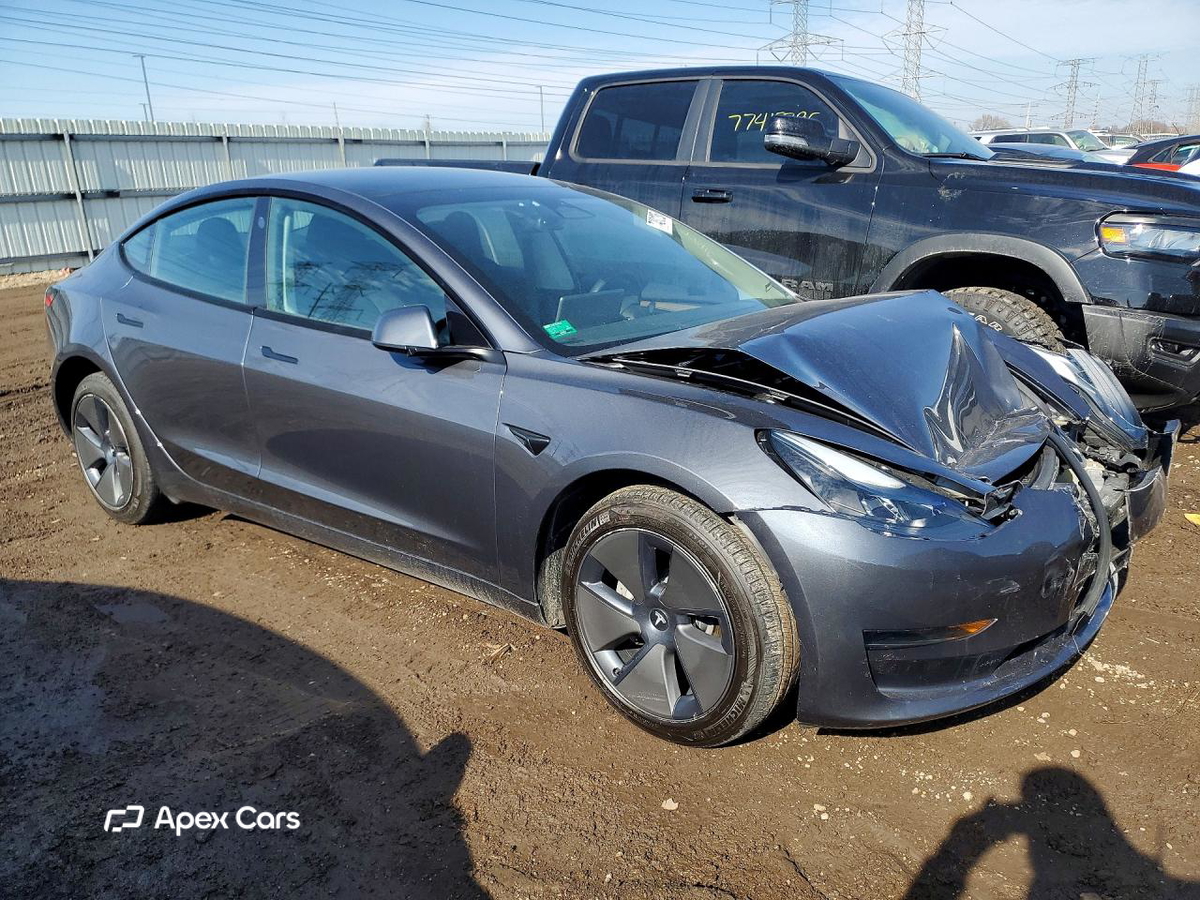 Tesla Model 3 2023