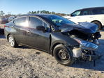 Nissan Versa 2021