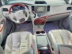 Toyota Sienna 2012