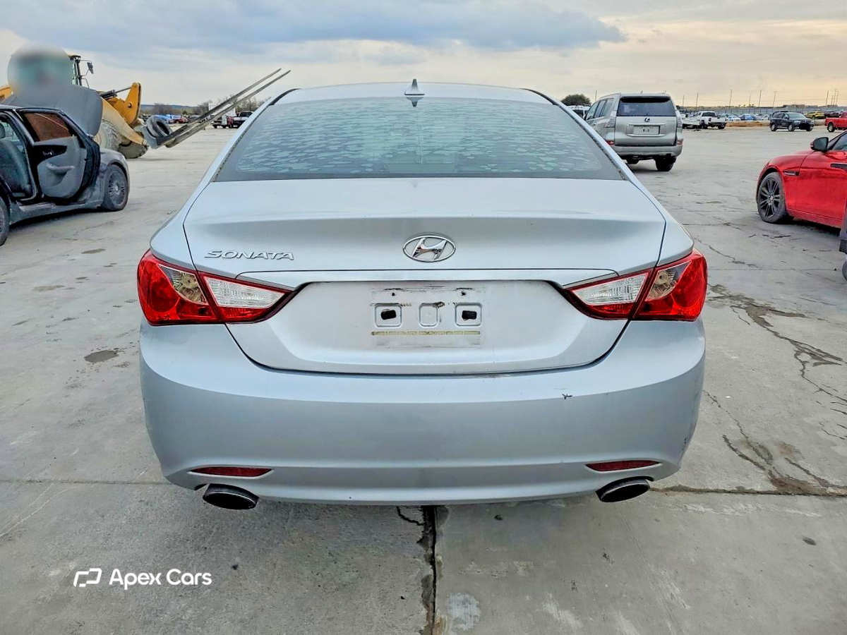 Hyundai Sonata 2013
