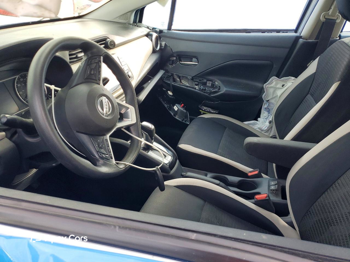 Nissan Versa 2020