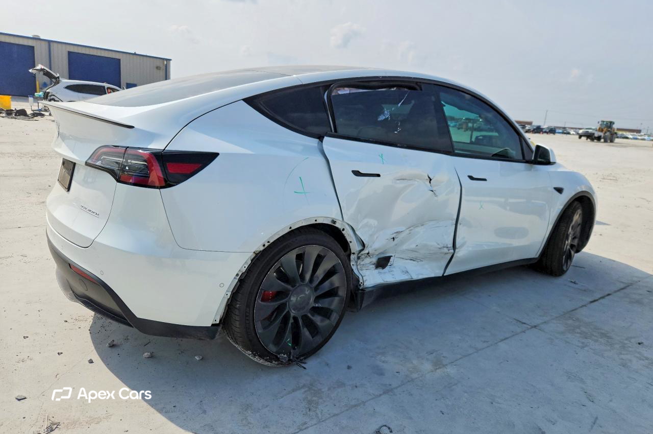 Tesla Model Y 2022