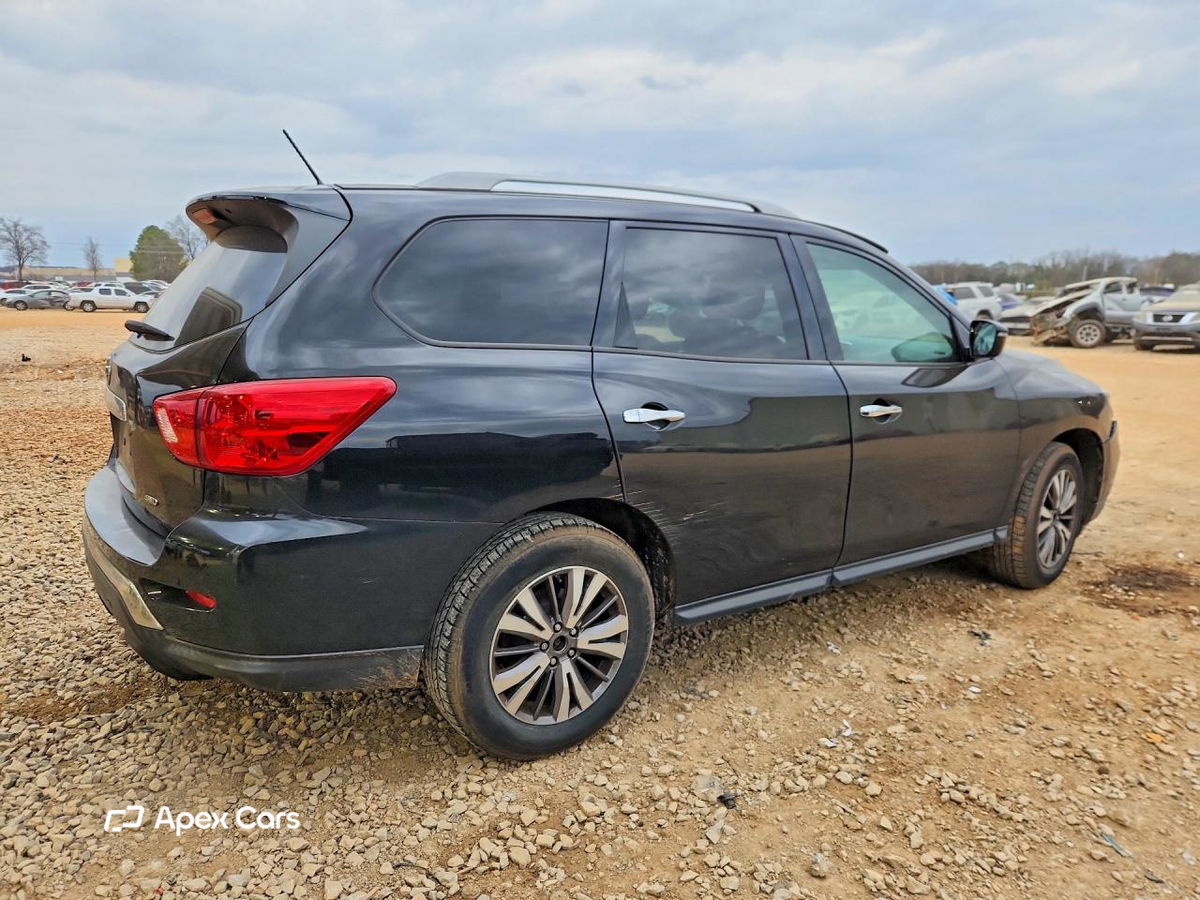 Nissan Pathfinder 2017