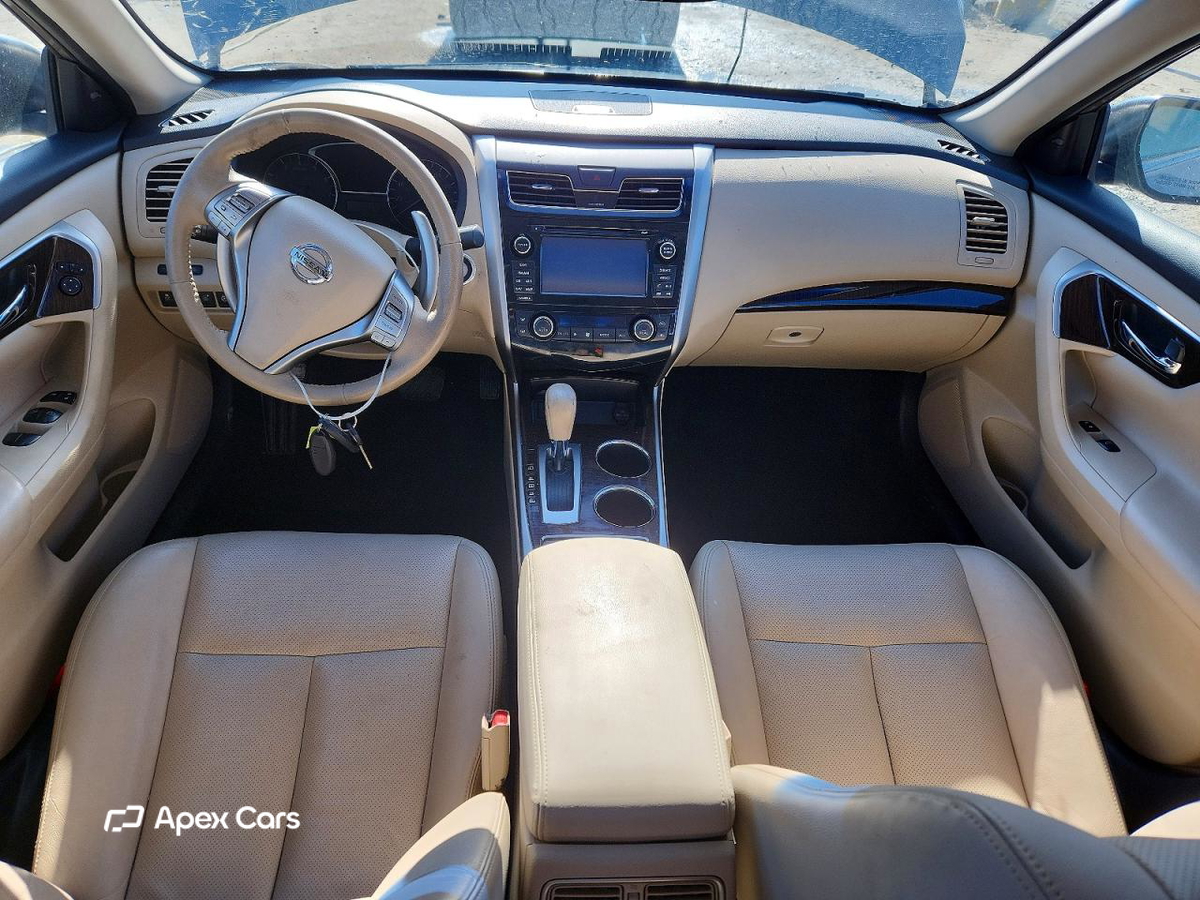Nissan Altima 2015